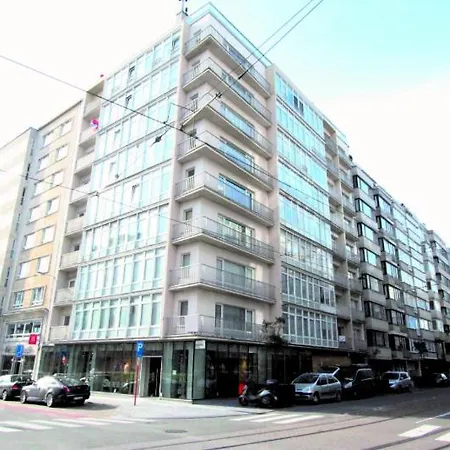 Lichtrijk En Comfortabel Hoekappartement Met Gratis Parking En Zeer Gelegen - Comme Chez Soi 아파트 오스텐드